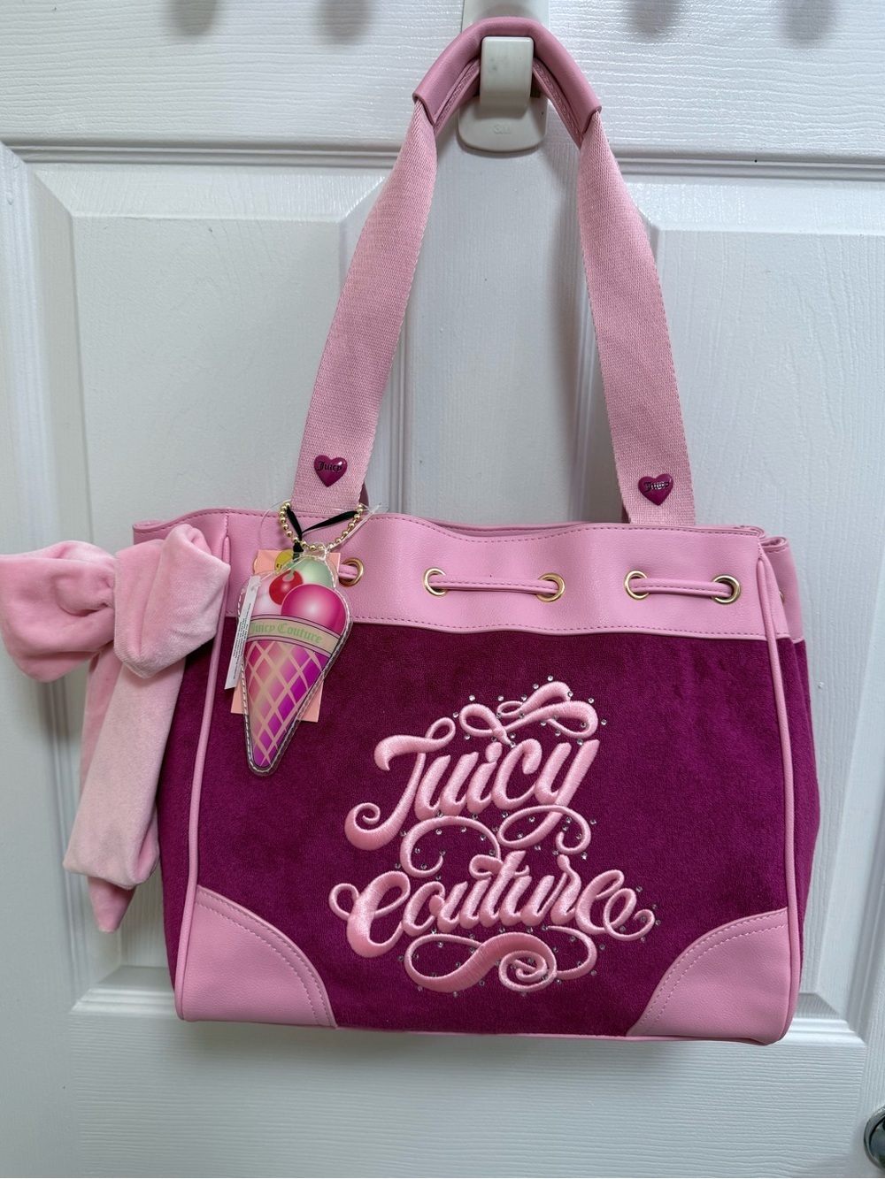 NWT Juicy Couture Sugar Rush Daydreamer Tote in Flamingo (Pink)